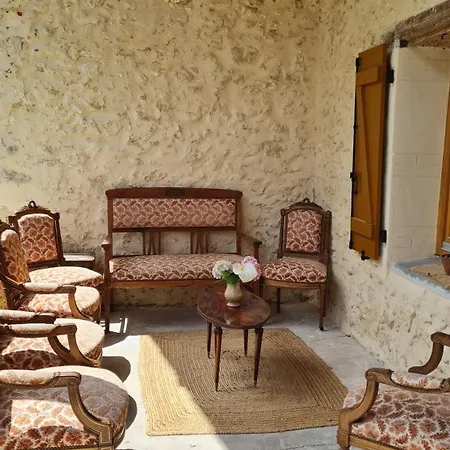 Tatil Evi Airial De Lachayre