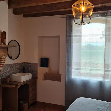 Hébergement de vacances Airial De Lachayre *